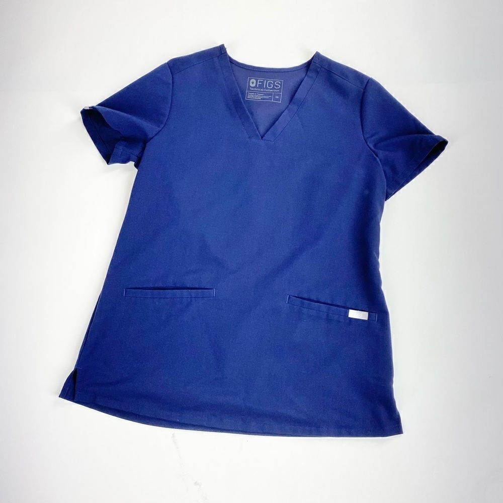 FIGS Casma one pocket blue scrub top XS